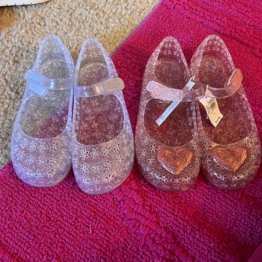 Old navy jelly shoes 11M